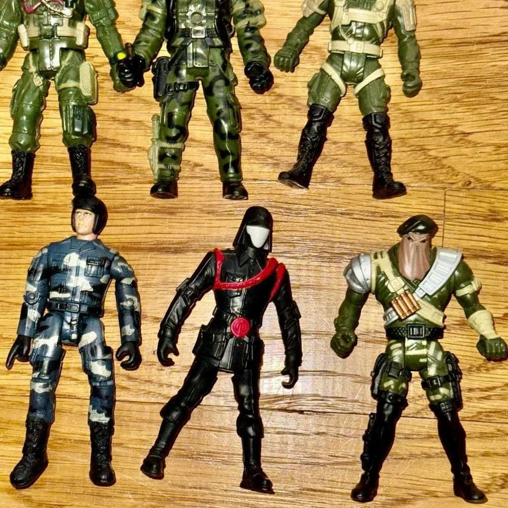 Lot Of 7 G.I.Joe Figures​​​ - Picture 4 of 4